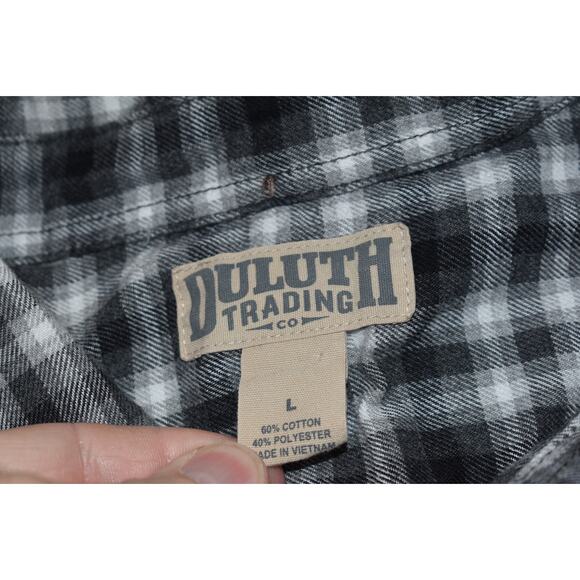 Duluth Trading Co Work Dress Shirt Mens Size Large Black Gray Front Pockets - Picture 6 of 7